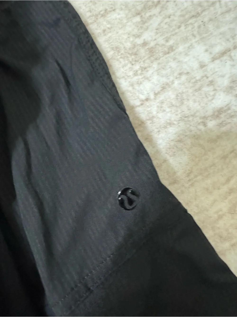 Lululemon men’s joggers size medium - Picture 2 of 4
